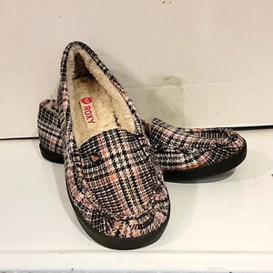 ROXY PLAID SIDEWALK SURFERS (sz 10)